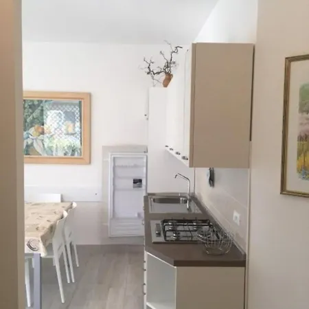 Stylish With Parking And Charming Garden