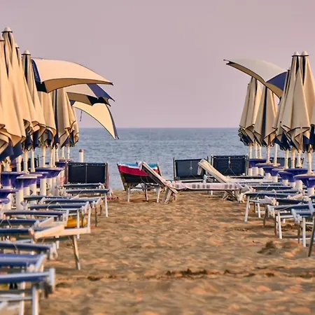 Stylish With Parking And Charming Garden * Bibione